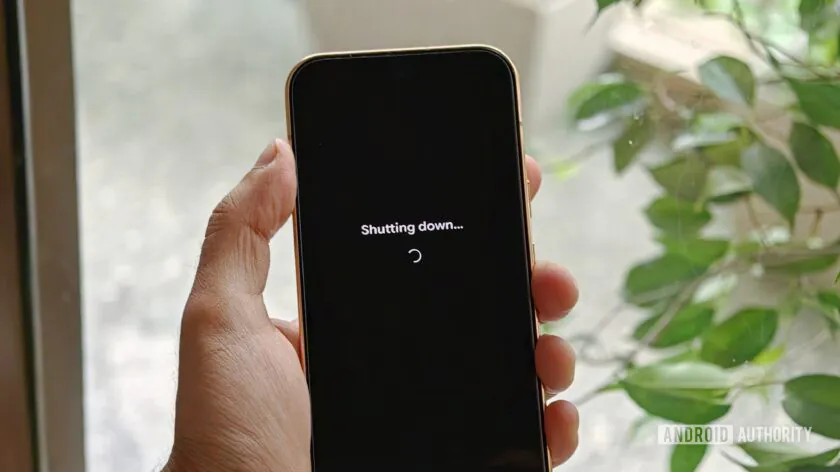 Google Pixel 11 и Pixel 11 Pro страдают от внезапных самопроизвольных отключений Google Pixel 11 и Pixel 11 Pro страдают от внезапных самопроизвольных отключений