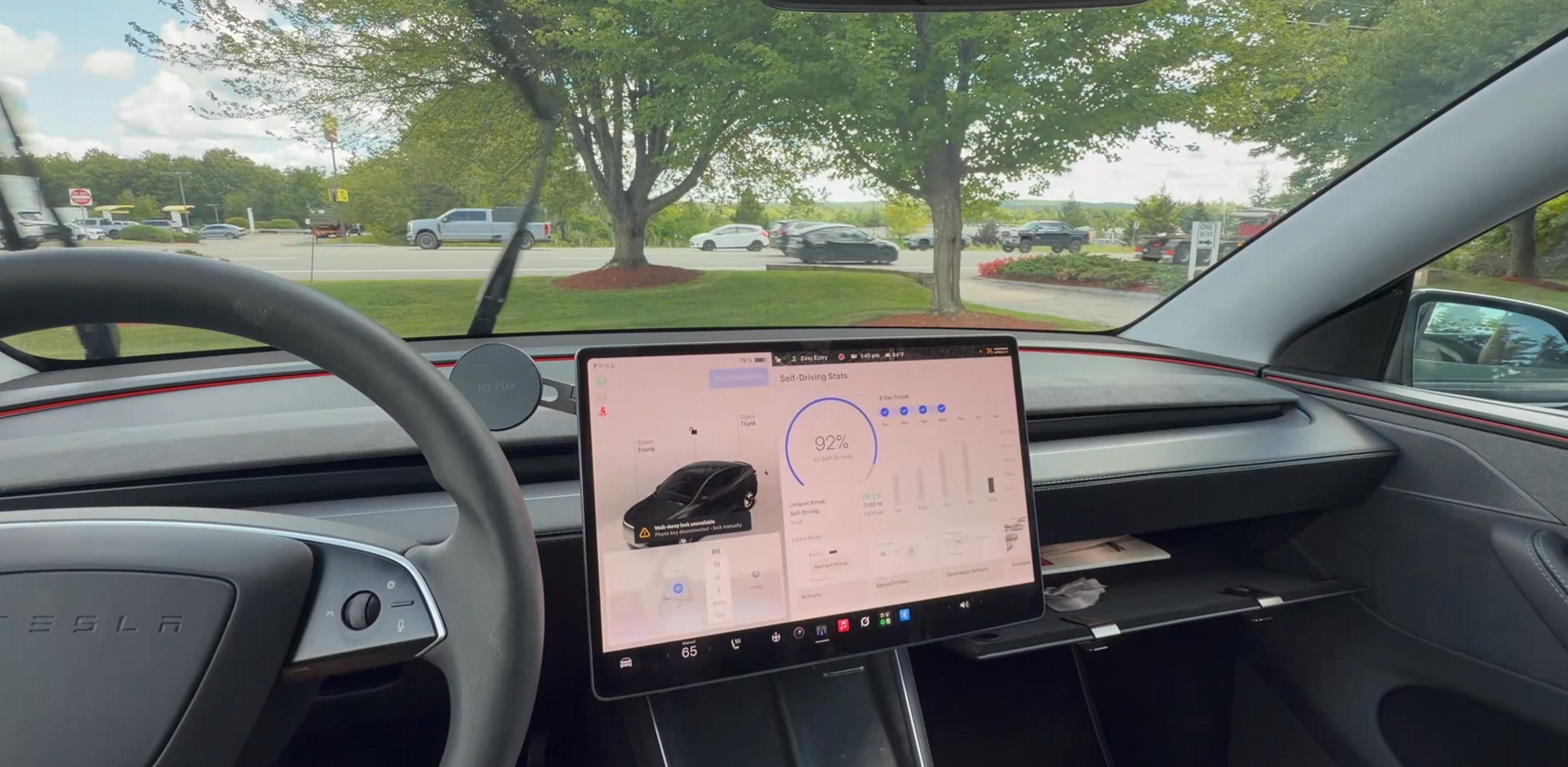 ИИ Grok от Илона Маска получил расширенный доступ к управлению Tesla и освоил многозадачность