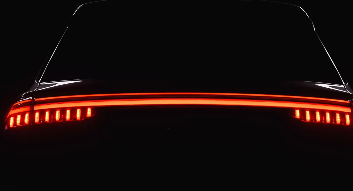 Скриншот видео Geely