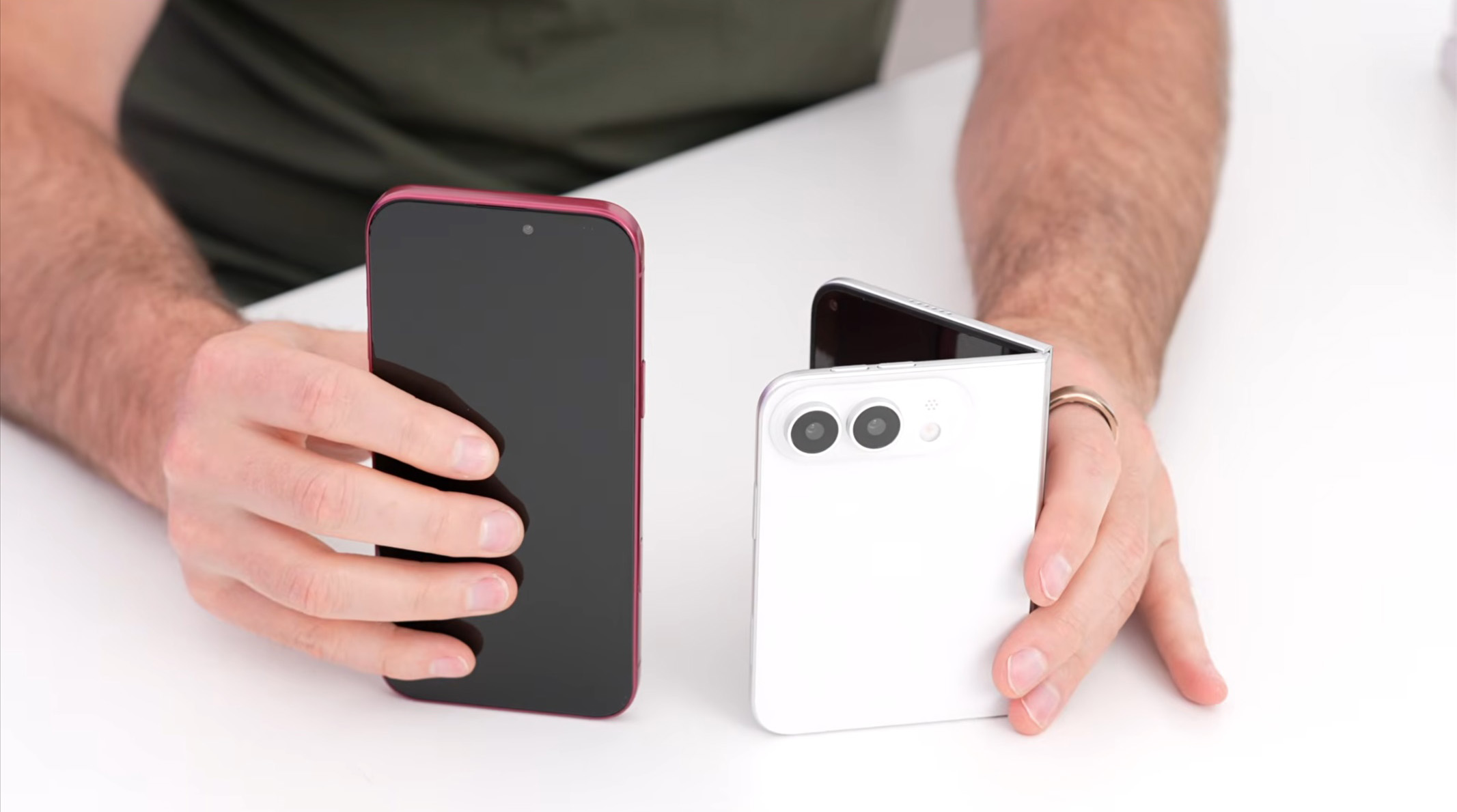 Складной iPhone Ultra и iPhone 18 Pro Max засветились на макетах перед презентацией Apple