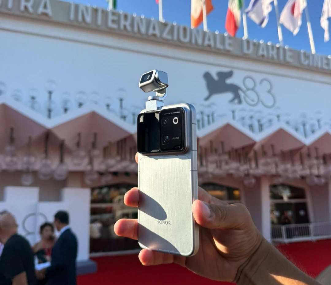 Honor Robot Phone