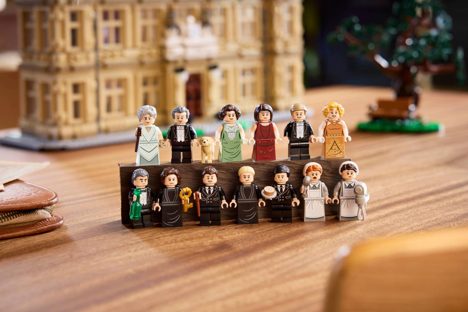 Права на изображения принадлежат Comcast и LEGO Group