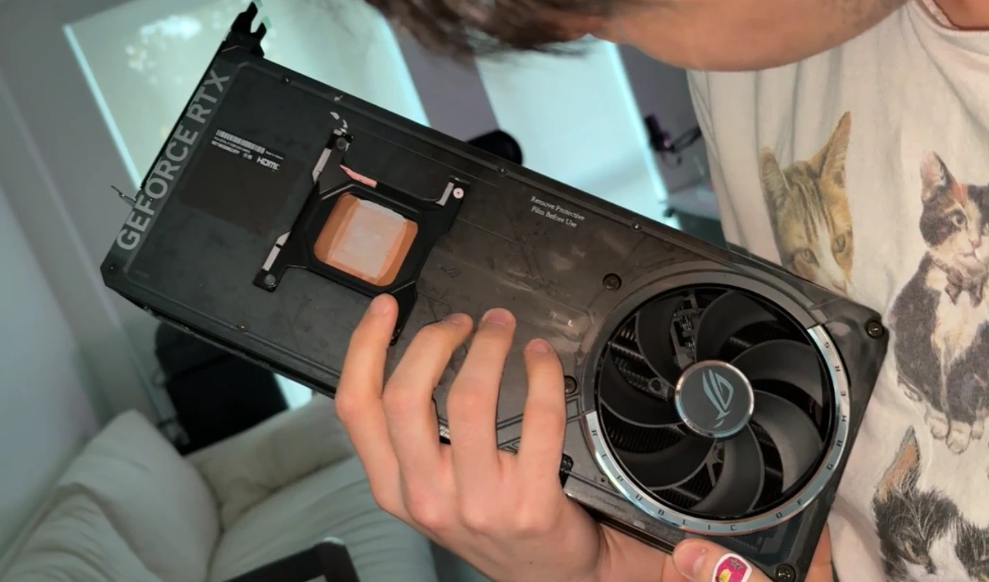 Канадец заказал GeForce RTX 5090 за $3500 на Amazon, получил видеокарту без печатной платы, GPU и п…