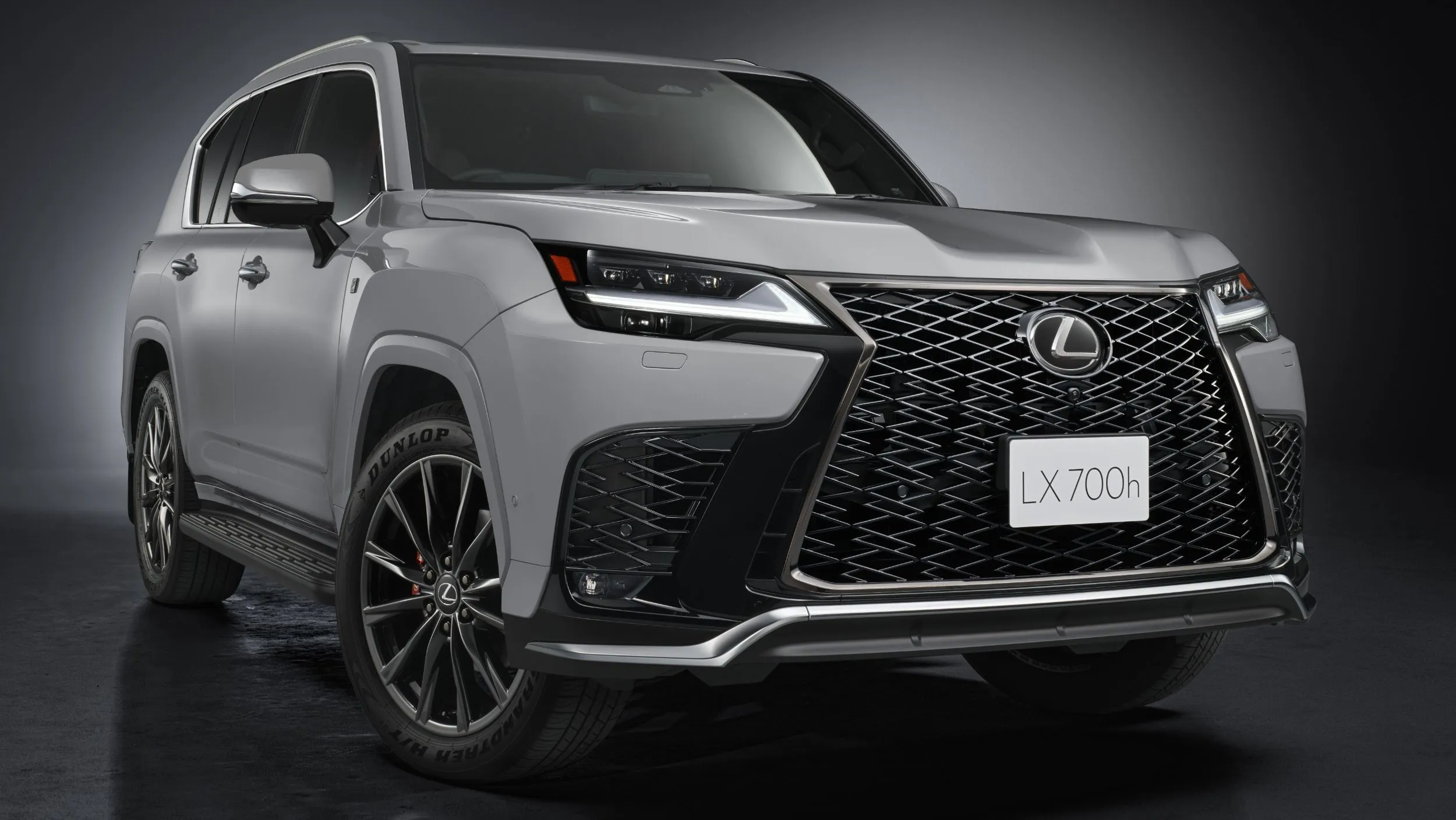 Land Cruiser 300 на максималках. Представлен обновленный Lexus LX 2027: 463 л.с. и дифференциал Tor…