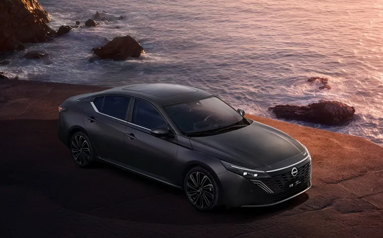 Nissan Teana вернулся в Россию: за бизнес-седан с мотором мощностью 156 л.с. просят 3,8 млн рублей