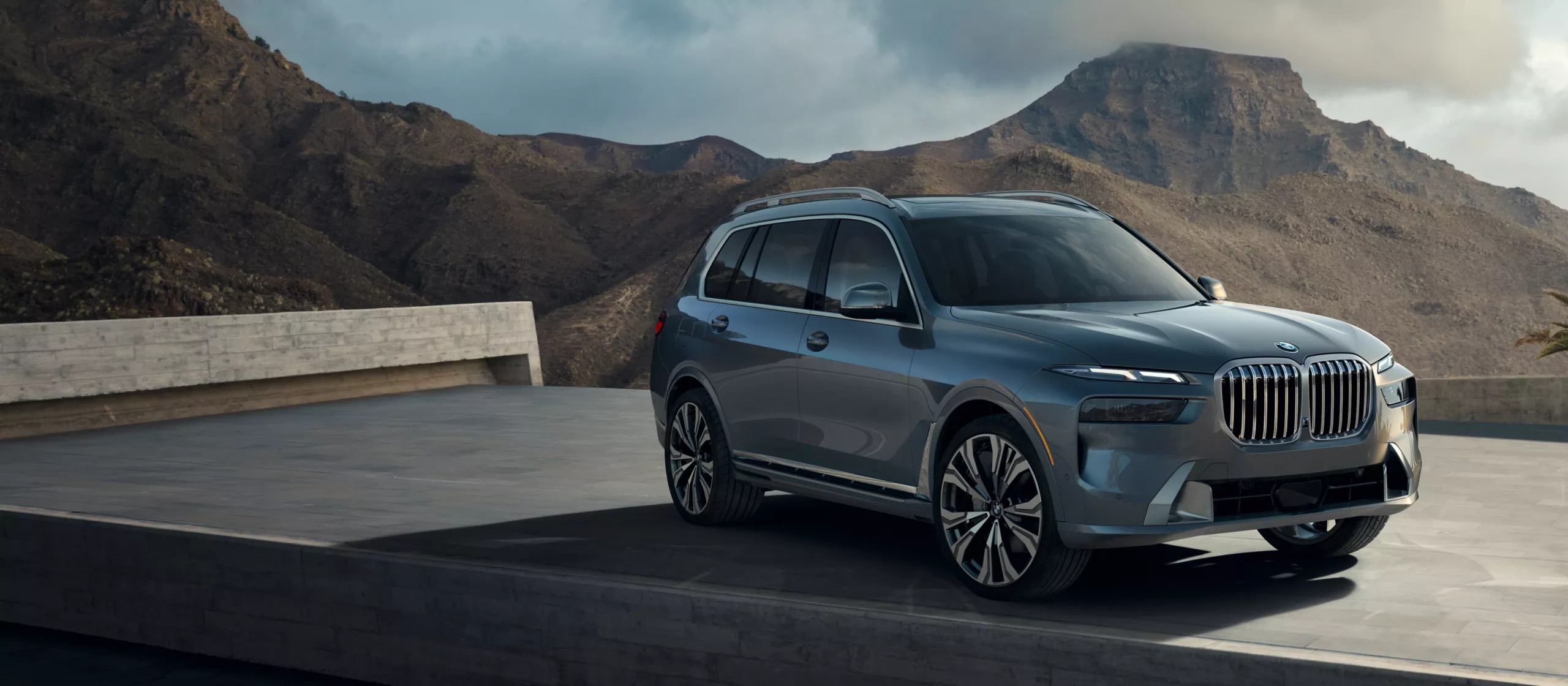 BMW X7 оказался недостаточно большим: немцы задумали гигантский BMW X8 (или X9)