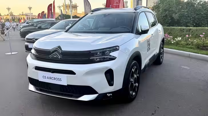 В России переписали цены на Citroen C5 Aircross и C5 X