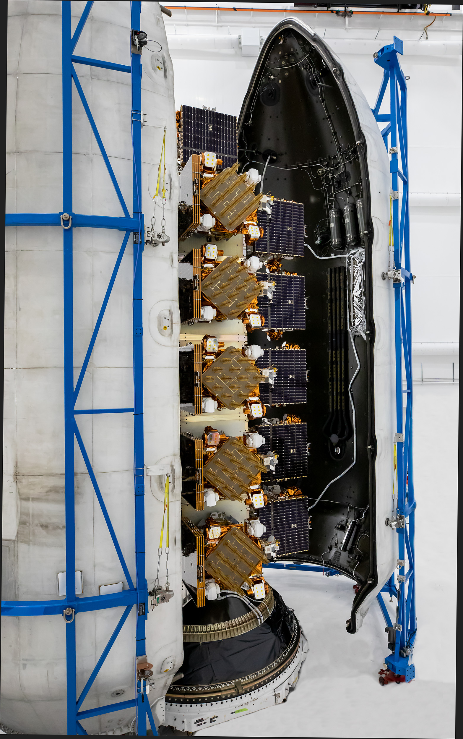 SpaceX перенесла запуск спутников SDA