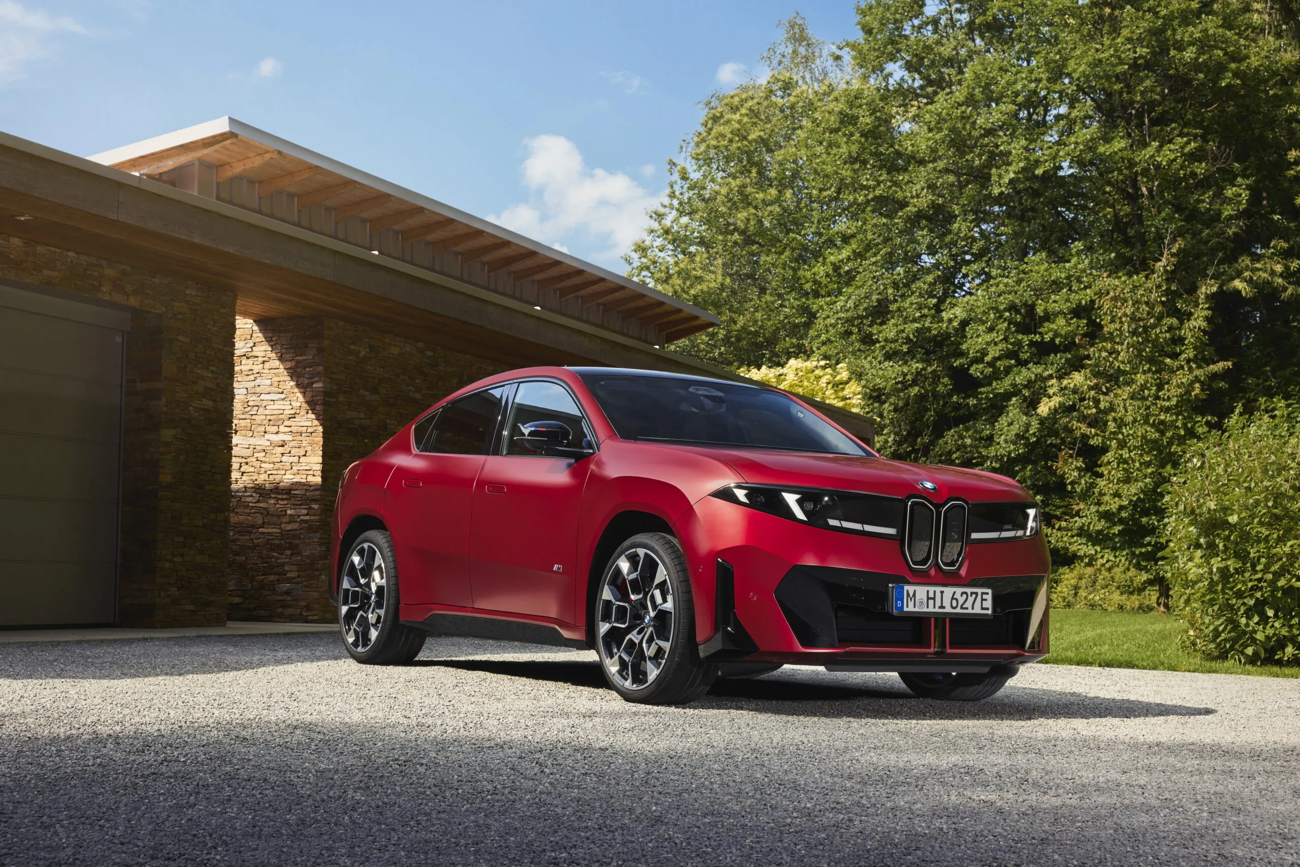 Возможно, это будущий хит от BMW. Представлен BMW iX4: 603 л. с., полный привод, M-пакет и 800 вольт