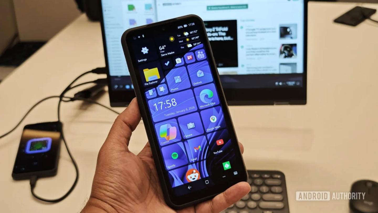 Смартфон NexPhone с Windows 11, Android и Linux, который может работать как ПК, оценили в 600 долла…