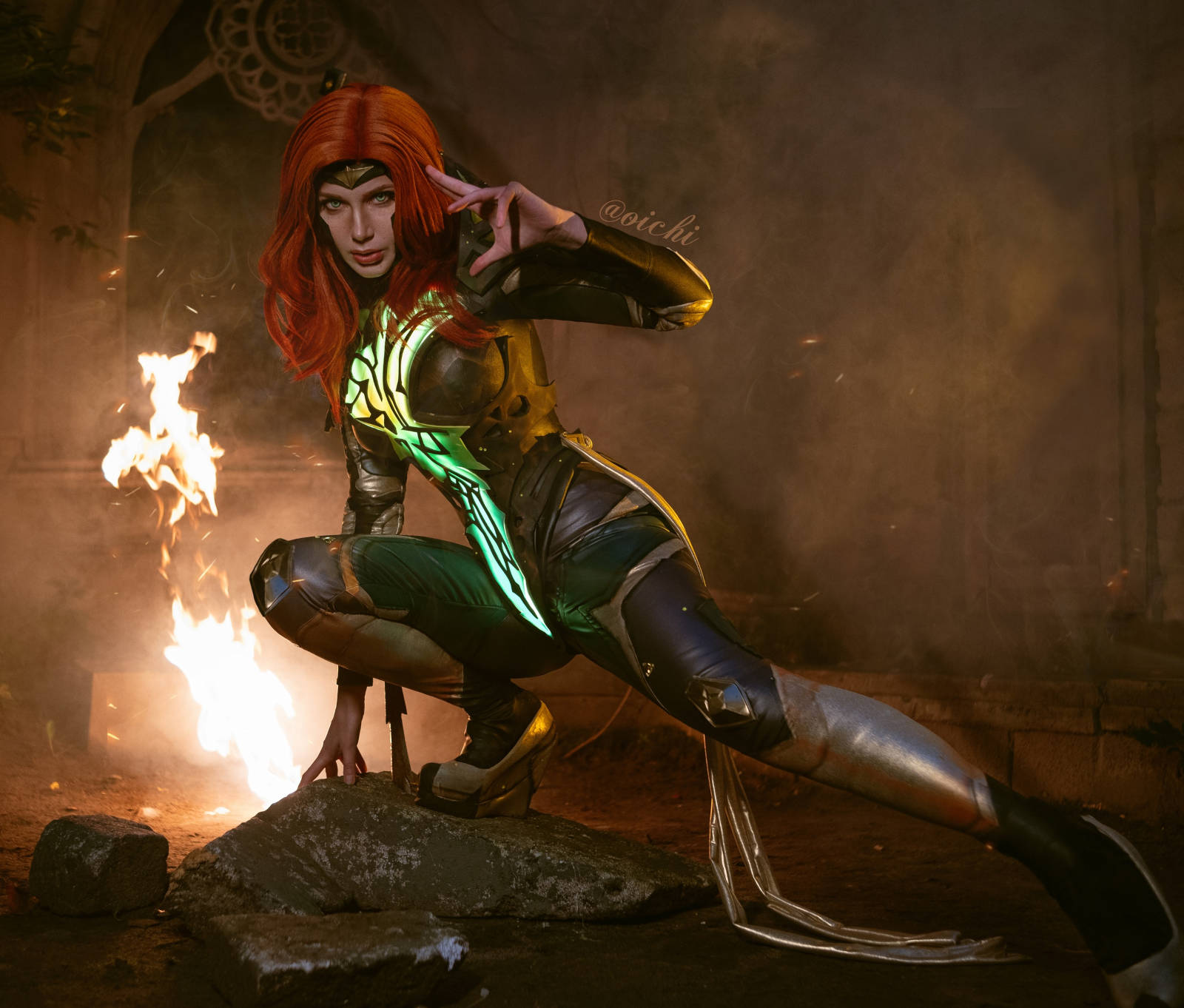 Phoenix Force: Cosplayer embodies Jean Grey from Marvel Rivals